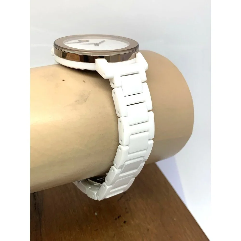 Movado Women's Watch 3600753 Bold White Dial Rose Gold Swiss Quartz 36mm Ceramic